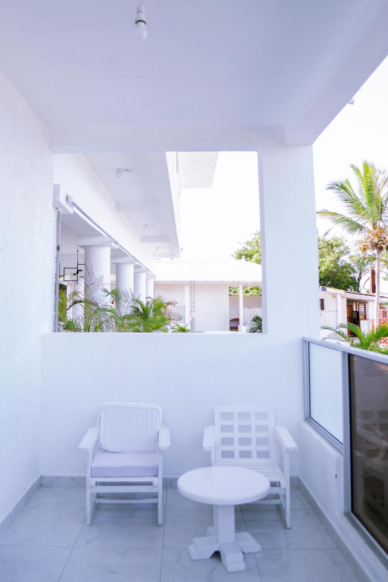 Met Beach Resort Malindi Exterior photo